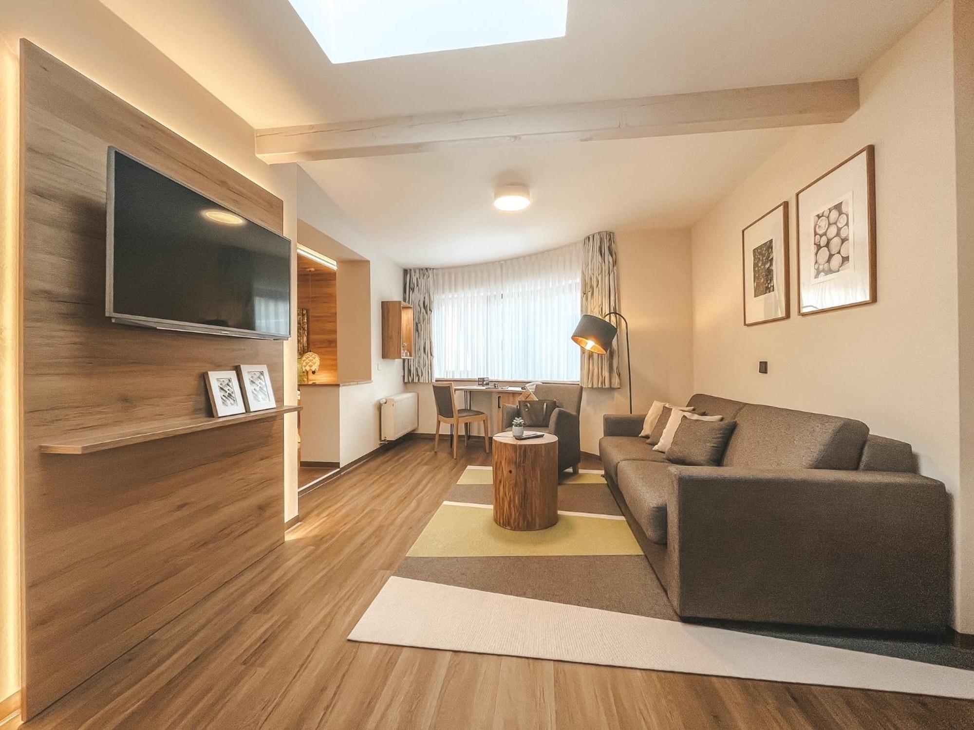 Badischer Hof Hotel 4*